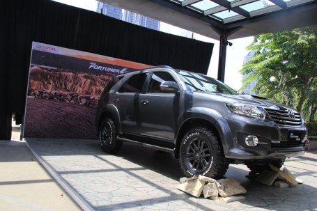 Toyota-Fortuner-4X4-diesel-VNT-16