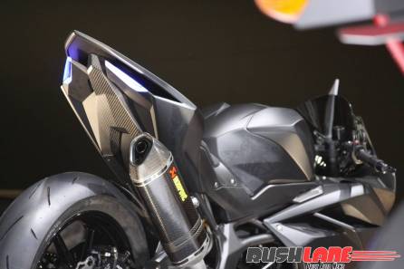 Honda-CBR250RR-lightweight-super-sport-hi-res-photo-35