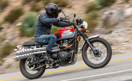 031915-2015-ScramblerShootout-Triumph-action-5779