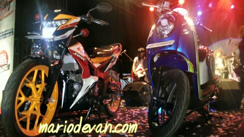 sonic repsol dan scoopy biru.jpg image