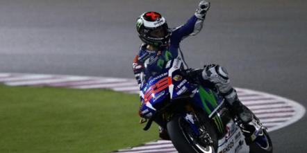 victory lap lorenzo via crash.net