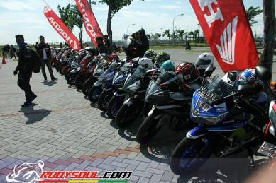 yamaha R15 di acara launching CBR 150