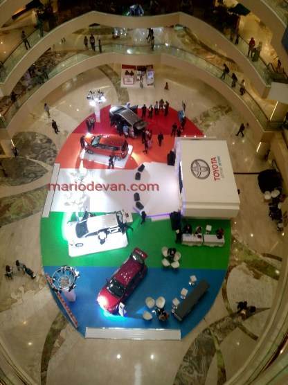 Acara launching toyota sienta dijepret dari atas