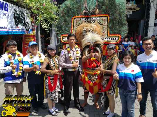 Rombongan team Suzuki taklukan batasan sampai di madiun