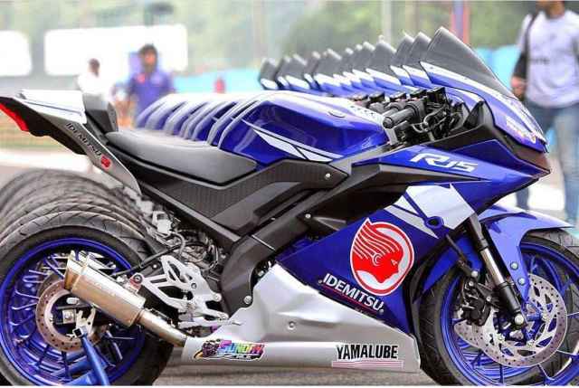 yamaha R15 2017 racing version